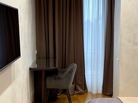 квартира за адресою Болсуновська вул. (Сергія Струтинського), 2