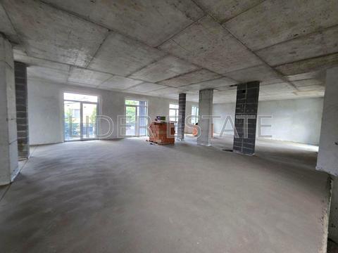 комерційна за адресою Руська вул., 23