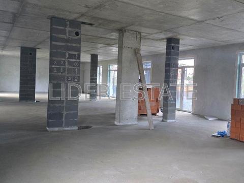 комерційна за адресою Руська вул., 23