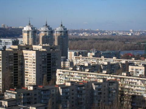 комерційна за адресою Ованеса Туманяна вул., 3