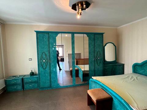 квартира за адресою Ревуцького вул., 18-А