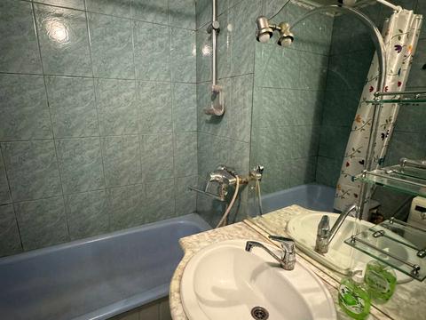 квартира за адресою Ревуцького вул., 18-А