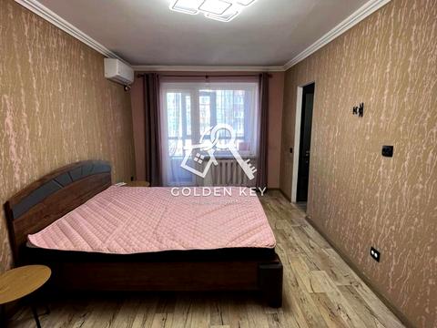 квартира за адресою Соборності вул. (Косіора), 24