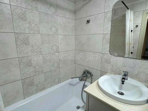 квартира по адресу Мрии ул. (Академика Туполева), 11-Е