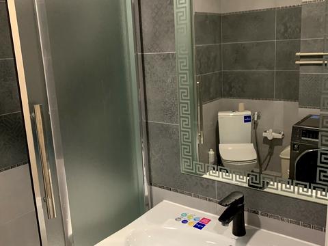 квартира по адресу Балукова вул, 1