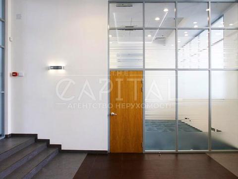 комерційна за адресою Євгена Коновальця вул. (Щорса), 44-А