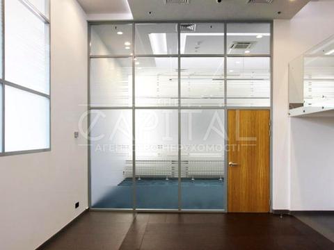 комерційна за адресою Євгена Коновальця вул. (Щорса), 44-А