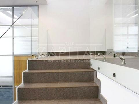 комерційна за адресою Євгена Коновальця вул. (Щорса), 44-А