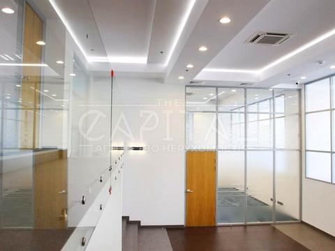 комерційна за адресою Євгена Коновальця вул. (Щорса), 44-А