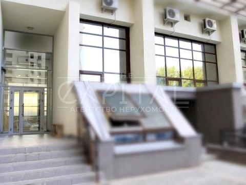 комерційна за адресою Євгена Коновальця вул. (Щорса), 44-А