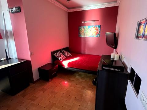 квартира за адресою Наукова вул., 96а