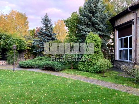 будинок за адресою смт. Козин, Олександрівська вул.