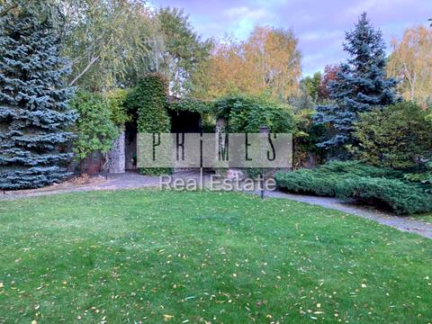 будинок за адресою смт. Козин, Олександрівська вул.