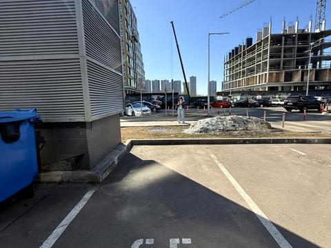 паркомісце за адресою Трускавецька вул., 6-В