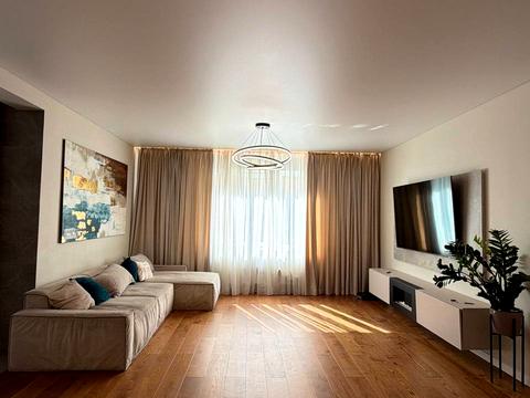 дом по адресу Августина Волошина ул.