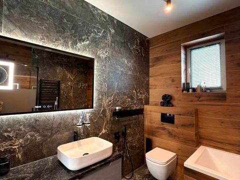 дом по адресу Августина Волошина ул.