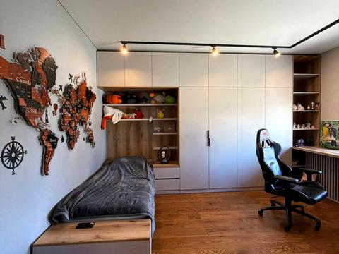 дом по адресу Августина Волошина ул.