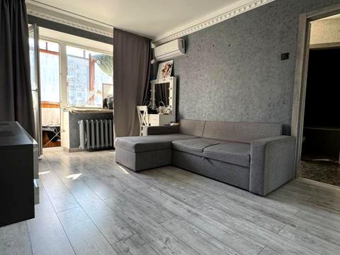 квартира за адресою Набережно-Корчуватська вул., 84