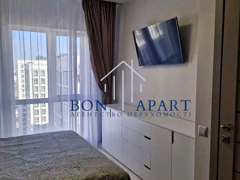 квартира за адресою Київ, Михайла Максимовича вул. (Онуфрія Трутенка), 26-Д