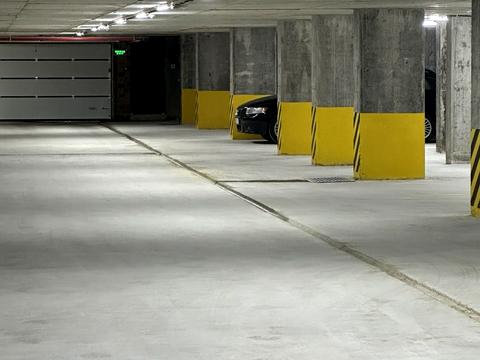 паркоместо по адресу Малоголосковская ул., 42