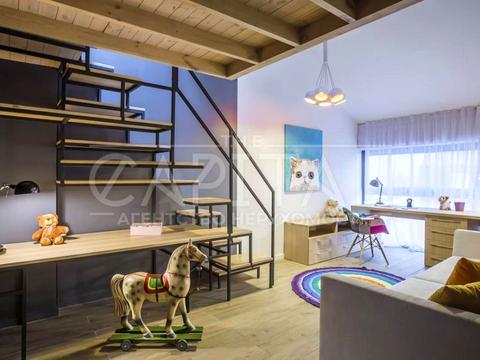 дом по адресу Цветочные Луга ул.