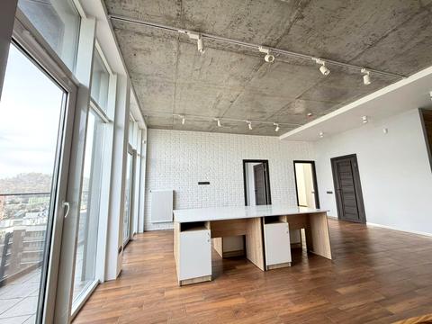 комерційна за адресою В'ячеслава Чорновола просп. (), 16г