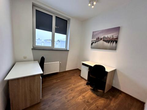 комерційна за адресою В'ячеслава Чорновола просп. (), 16г