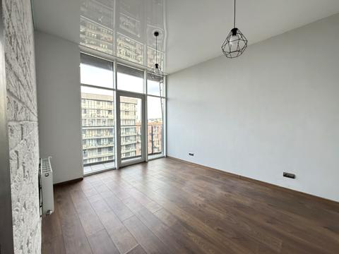 комерційна за адресою В'ячеслава Чорновола просп. (), 16г