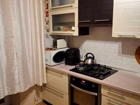 квартира за адресою Захарівська вул., 10