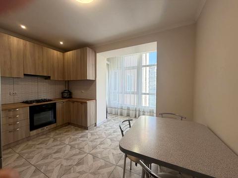 квартира за адресою Височана вул., 18