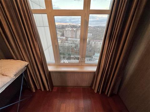 квартира за адресою Київ, Андрія Верхогляда вул. (Михайла Драгомирова), 7