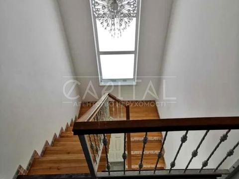 дом по адресу с. Петропавловская Борщаговка, Винницкая ул.