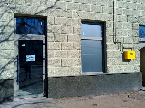 коммерческая по адресу  пл., 7