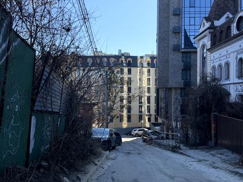 участок по адресу Олегівська, 10