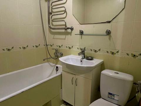 квартира за адресою Івана Богуна вул., 12