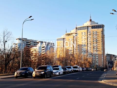 квартира за адресою Раїси Окіпної вул., 10-А