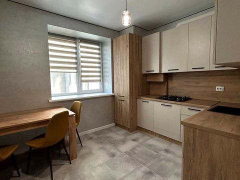 квартира за адресою Озерна вул., (Будинок 1)