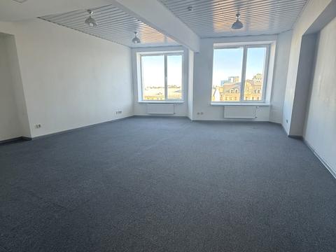 коммерческая по адресу Нижний Вал ул., 51