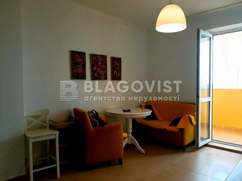 квартира по адресу Михаила Максимовича ул. (Трутенко Онуфрия), 3-Д