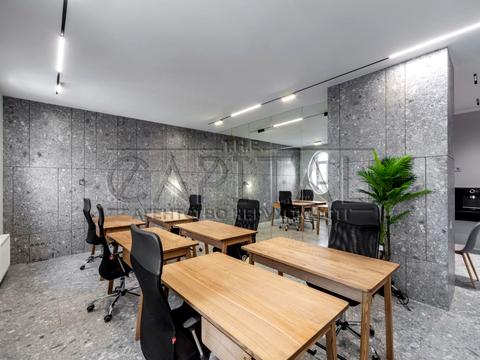 комерційна за адресою Василя Тютюнника вул. (Анрі Барбюса), 37/1