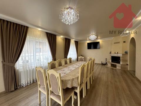 дом по адресу Центральна