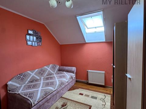 дом по адресу Центральна