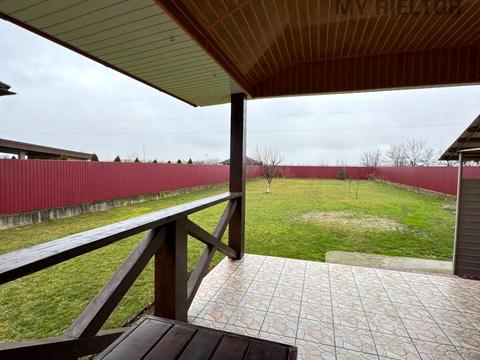 дом по адресу Центральна