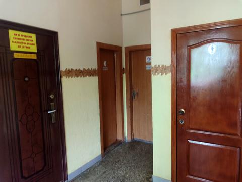 комерційна за адресою Петра Дорошенка вул., 10