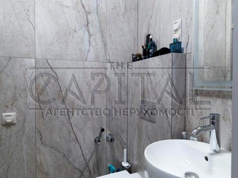 квартира за адресою Дніпровська набережна вул., 20-Б