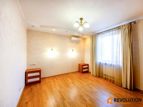 квартира за адресою Дніпровська набережна вул., 13