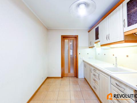 квартира за адресою Дніпровська набережна вул., 13