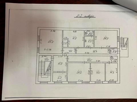 комерційна за адресою Конюшинна вул., 20а
