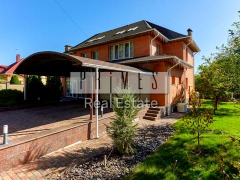 будинок за адресою Лісова