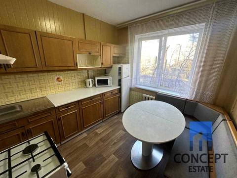 квартира за адресою Дніпро, Героїв просп., 4